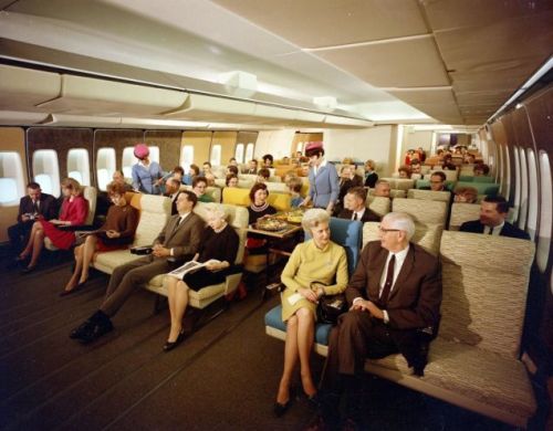 Pan Am 747 1960s photo color
