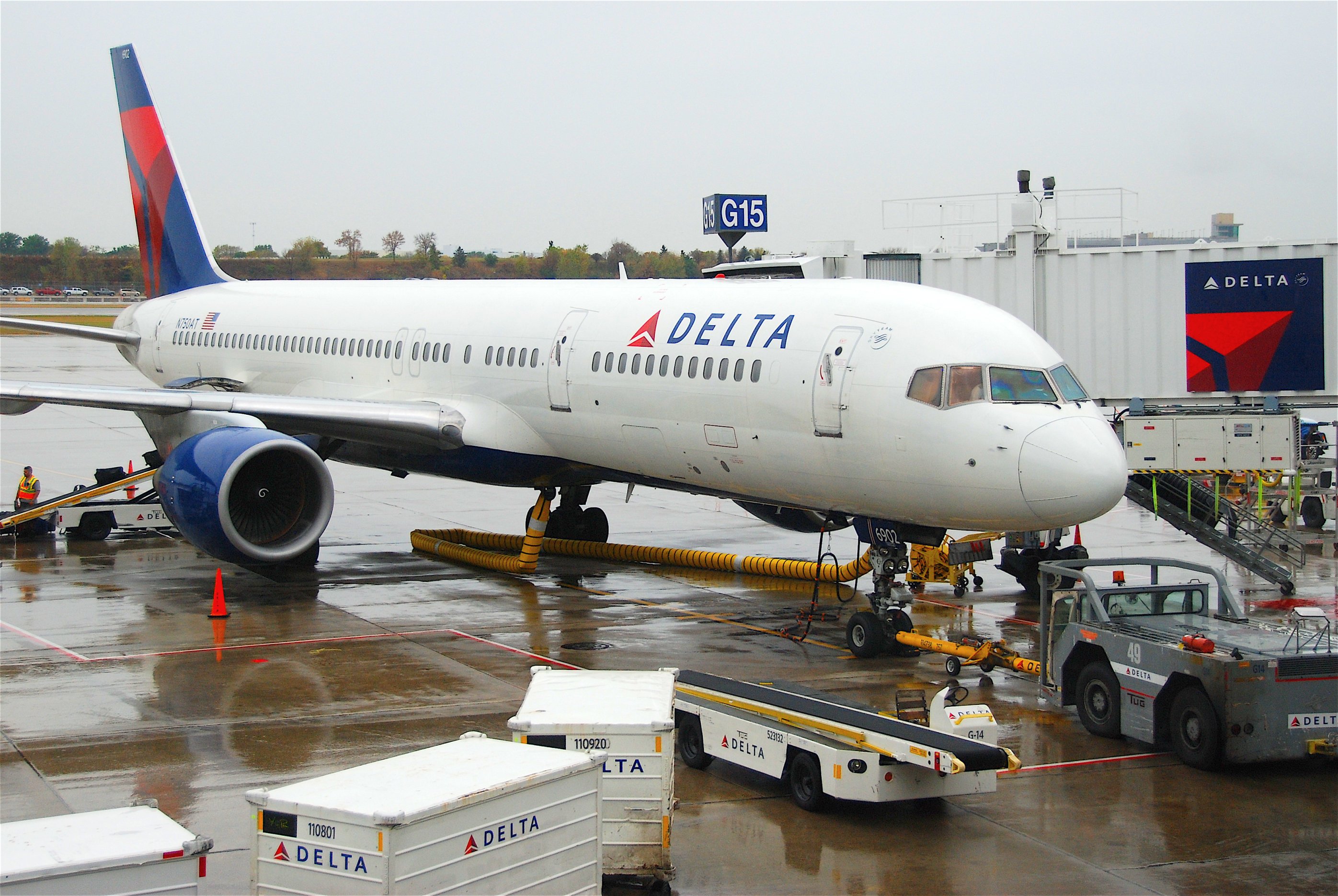 customer-e-mails-delta-s-vp-for-weather-cancellation-gets-2000-in