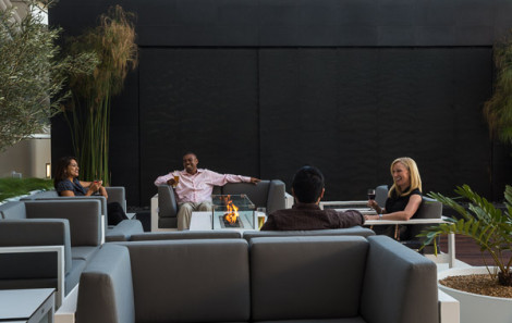 Star Alliance LAX lounge – roof terrace