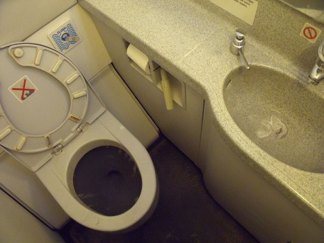Airplane_Bathroom