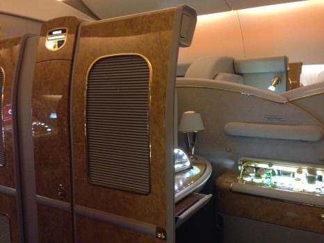 Emirates First Class DXB-MXP Dubai Milan 77711