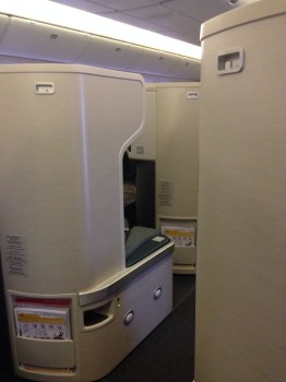Cathay Pacific Business Class Trip Report08