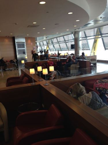 Iberia Velázquez VIP Lounge – Madrid Terminal 4S08