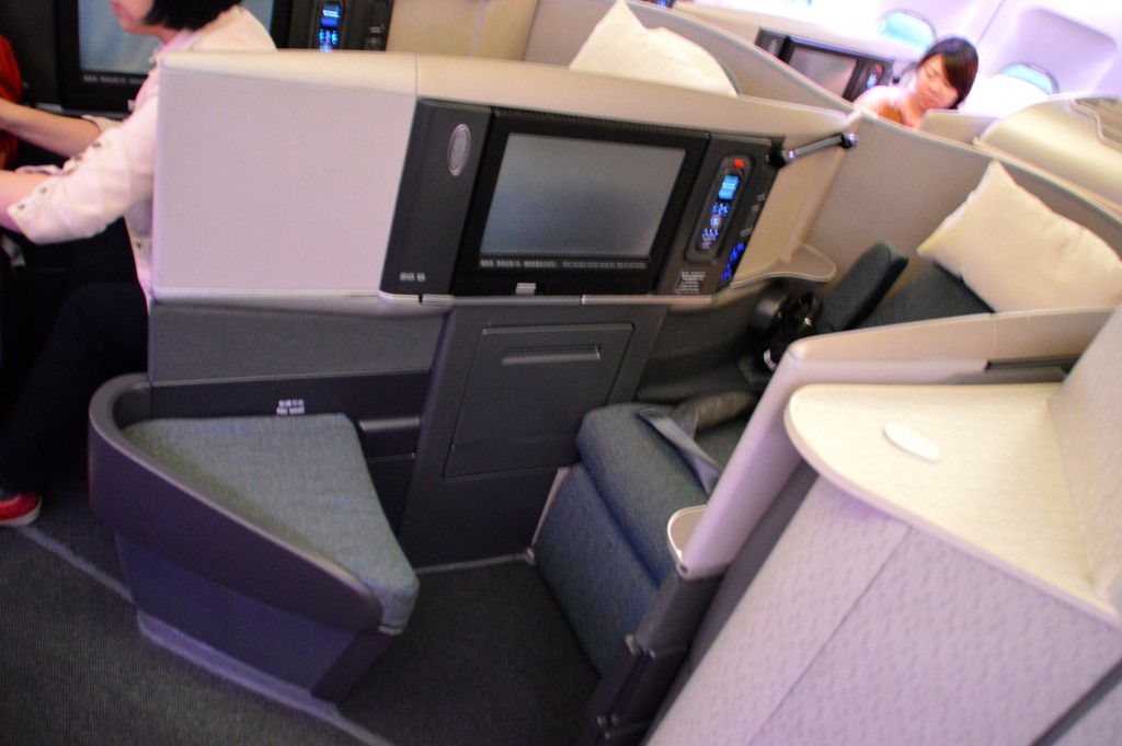 Trip Report & Review - Cathay Pacific Business Class - Taipei to Hong Kong