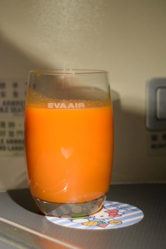 EVA Air Royal Laurel Class - Carrot Juice