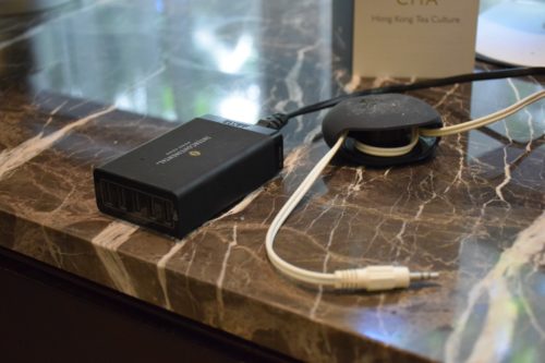 InterContinental Hong Kong Patio Room - USB Charger/AUX Input