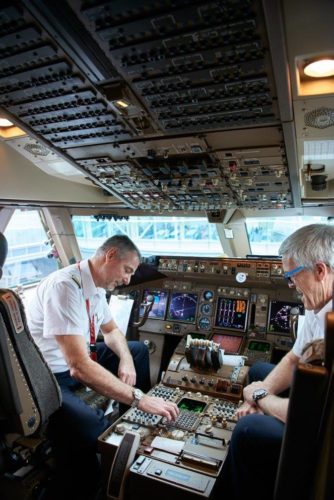 Captain John Graham (left) was chosen for this flight as the longest-serving 747 pilot in Cathay Pacific. Photo by Cathay Pacific.