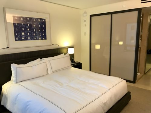Conrad New York Deluxe Suite - Bedroom