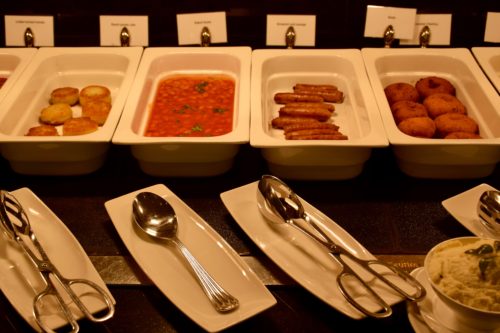 The Emirates Lounge JFK Hot Dishes