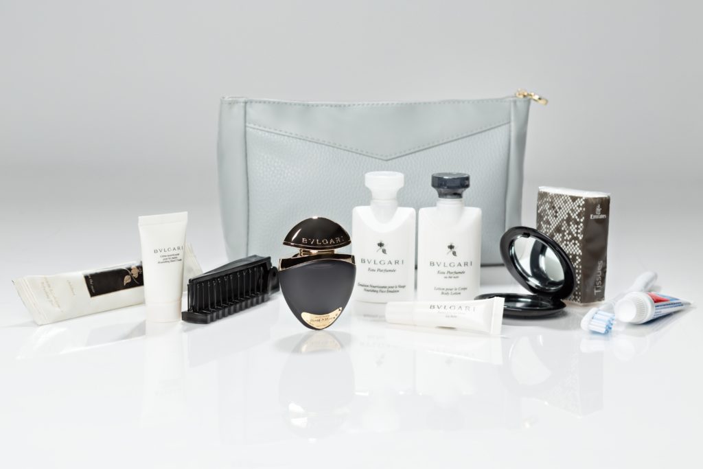 The new Emirates First Class amenity kit for ladies. Photo by Emirates.