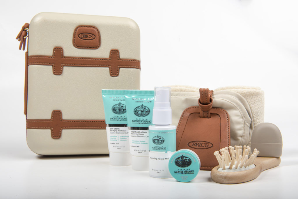 Qatar Airways' new First Class Womens amenity kit by BRICS, with Castello Monte Vibiano Vecchio products. Flickr/Qatar