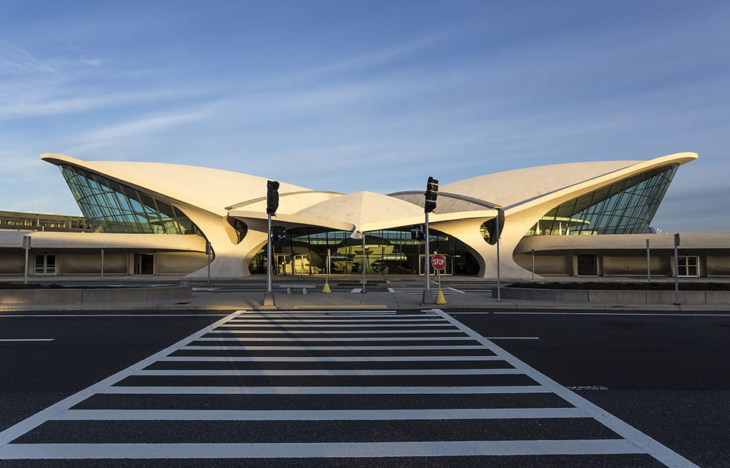 TWA Flight Center. Photo by Acroterion, used with permission.