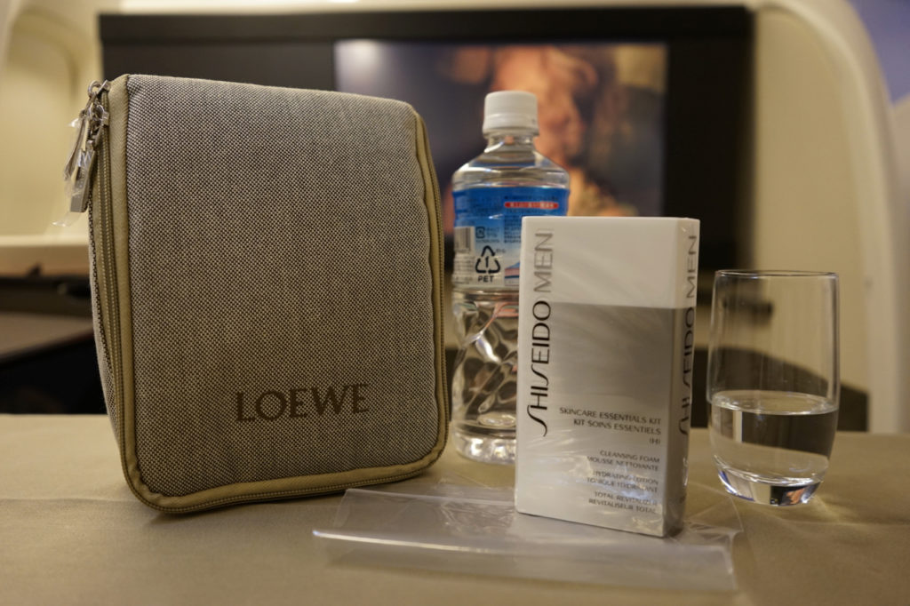 Japan Airlines will continue to provide Shiseido skincare products in addition to the Porsche Design amenity kit. Photo by the author.
