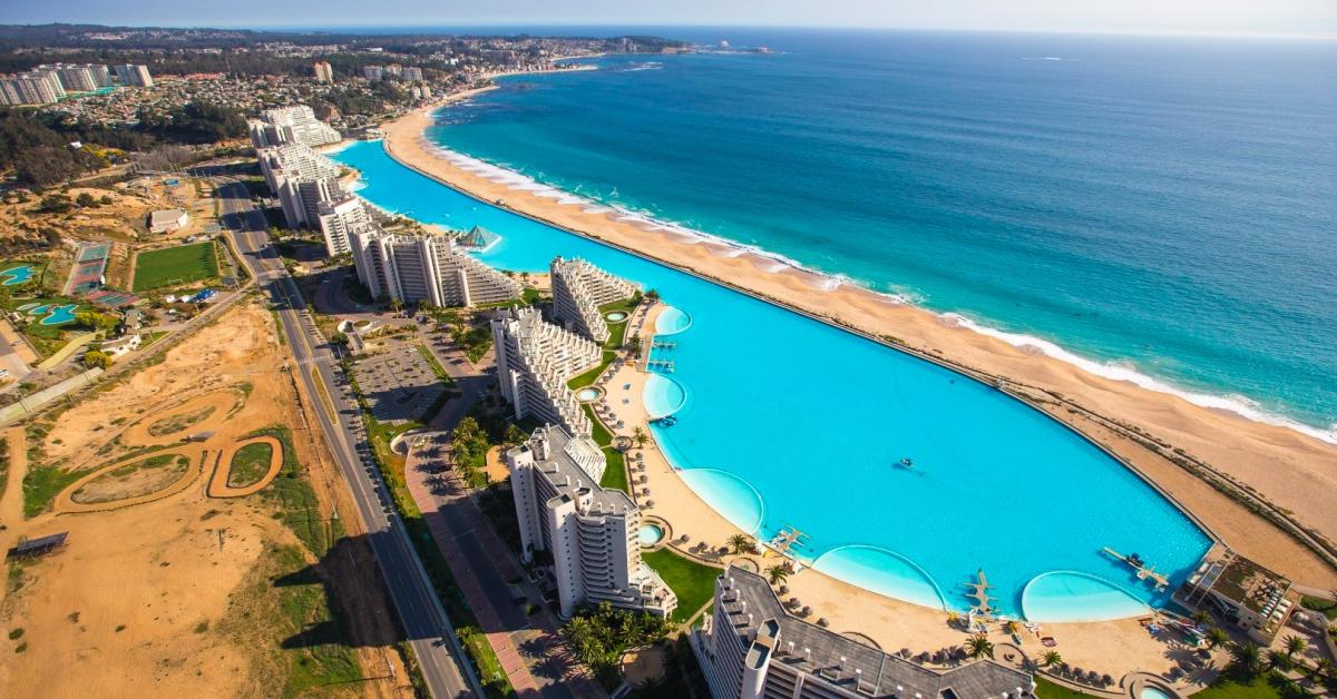 World's Largest Pool - 115ft Deep, 3,300 Feet Long, 66M Gallons and 19 ...