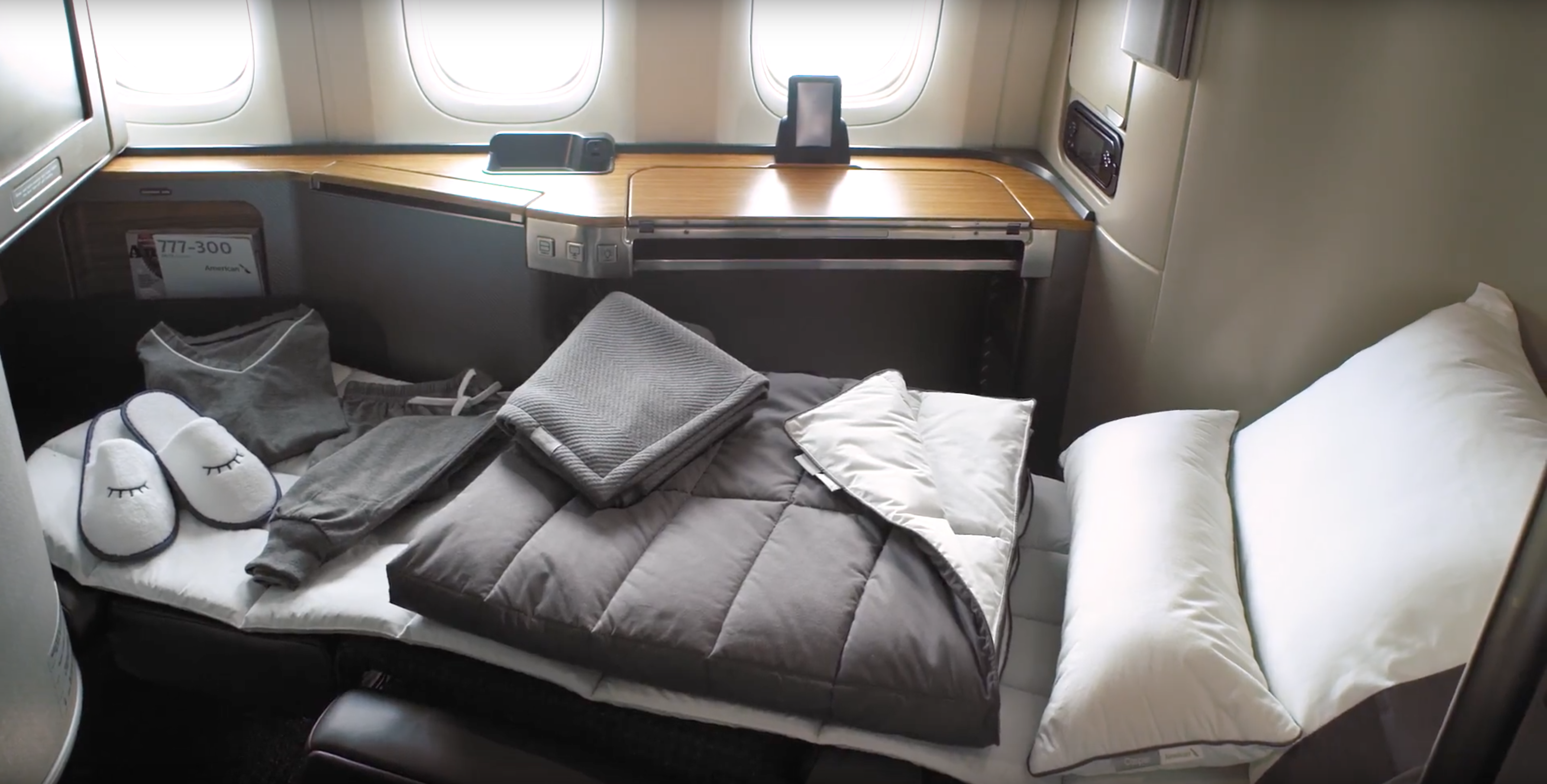 The full range of Casper products in American Airlines long-haul First Class. Source: American Airlines