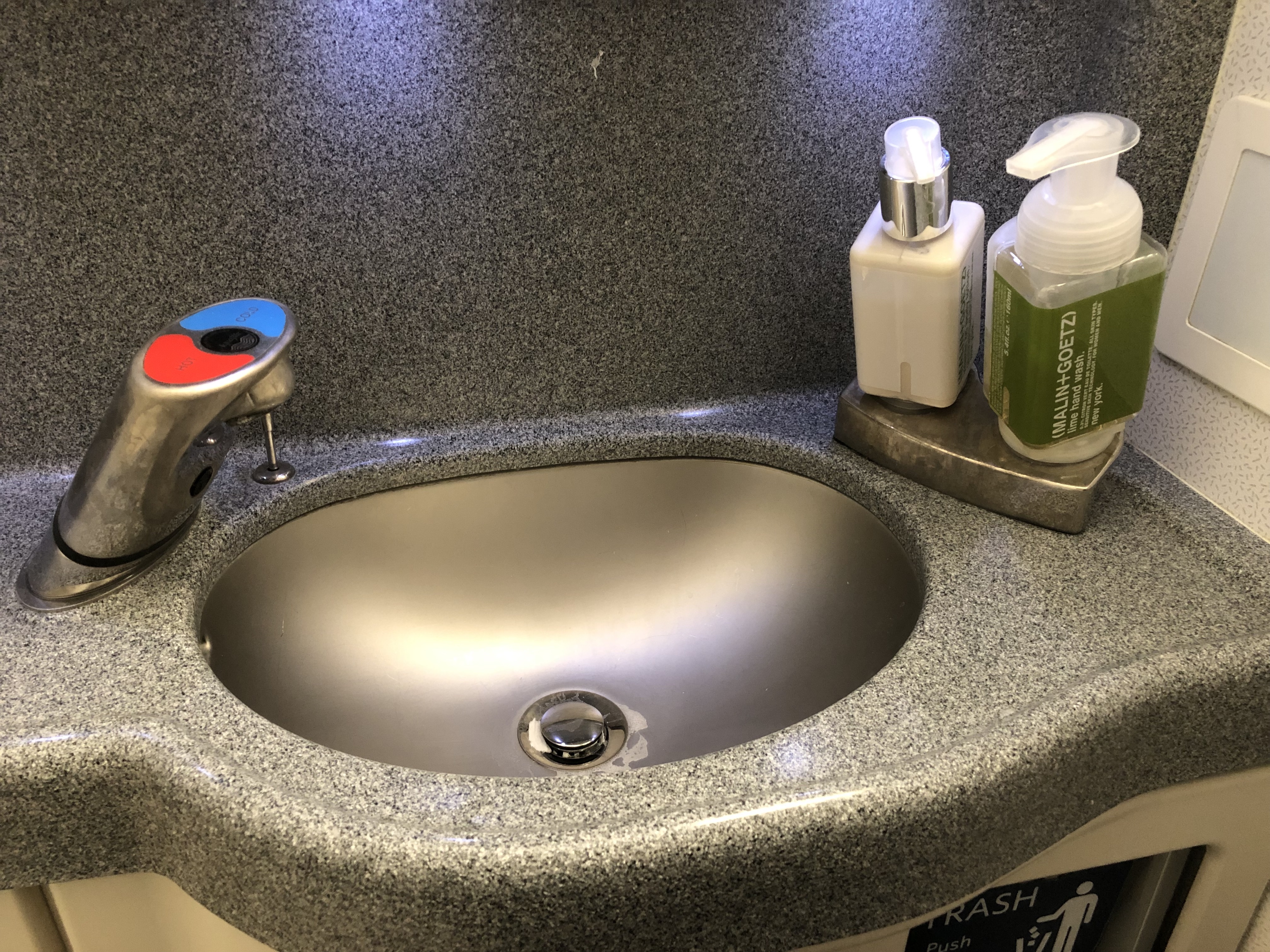 Delta One 757 lavatory amenities