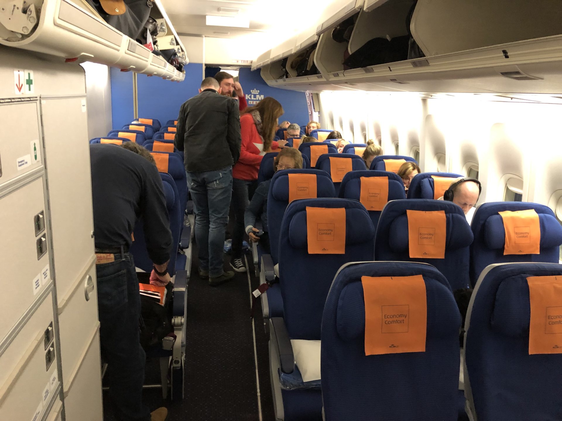 review-a-delightful-throwback-klm-economy-comfort-on-a-boeing-747