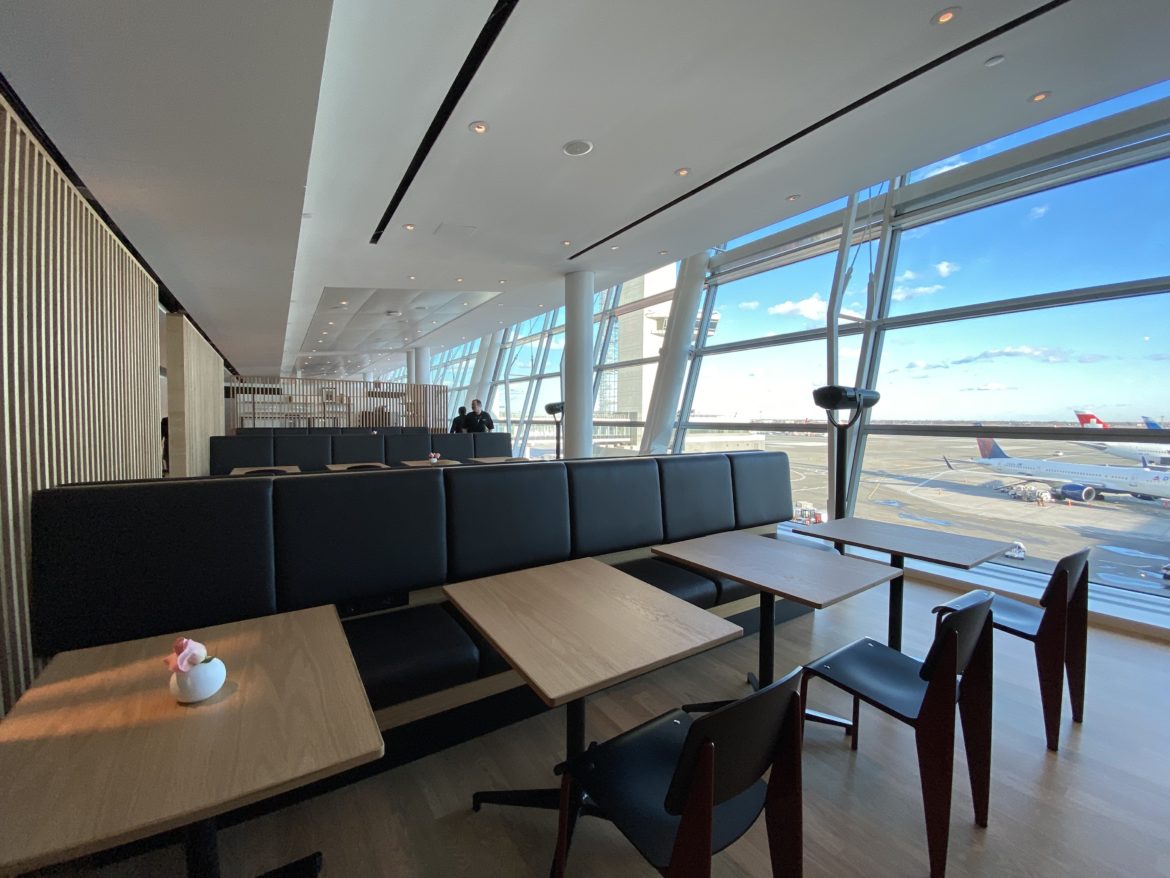 First Look New SWISS Lounge at JFK Terminal 4