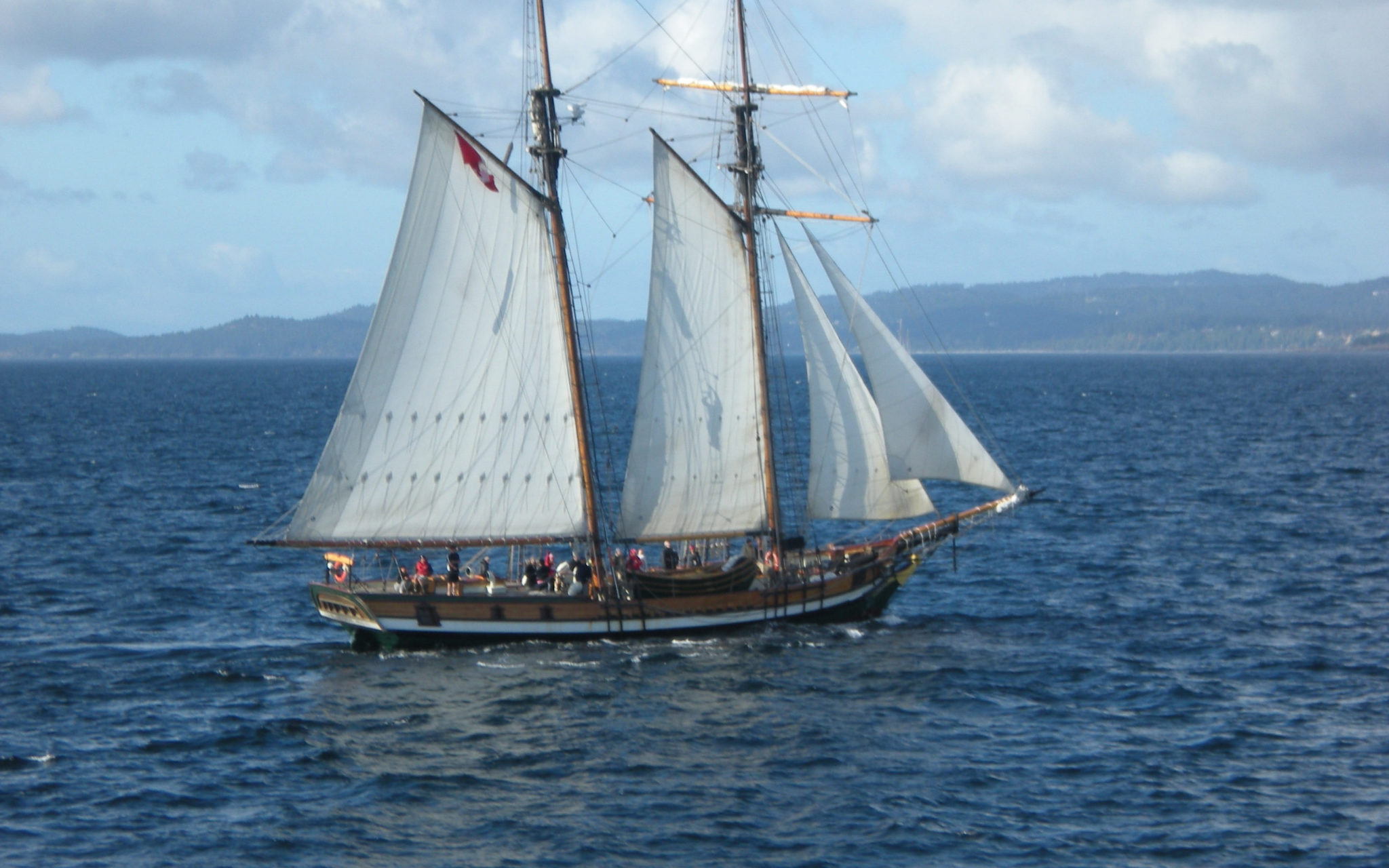 2-mast schooner sailboat • Point Me to