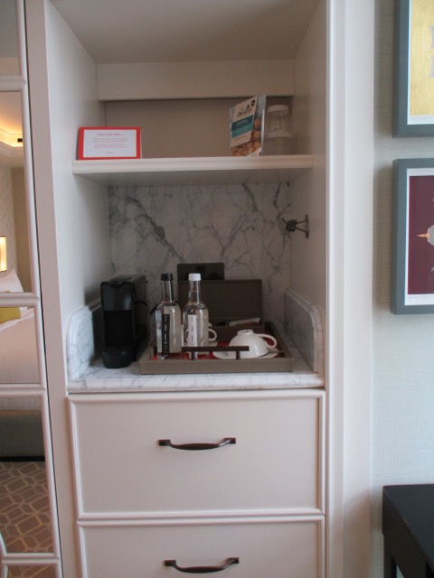 Great Scotland Yard Hotel coffee and snack area