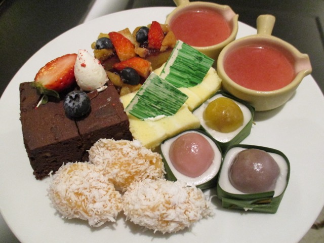 Hyatt Regency Bangkok gift of delicious desserts.