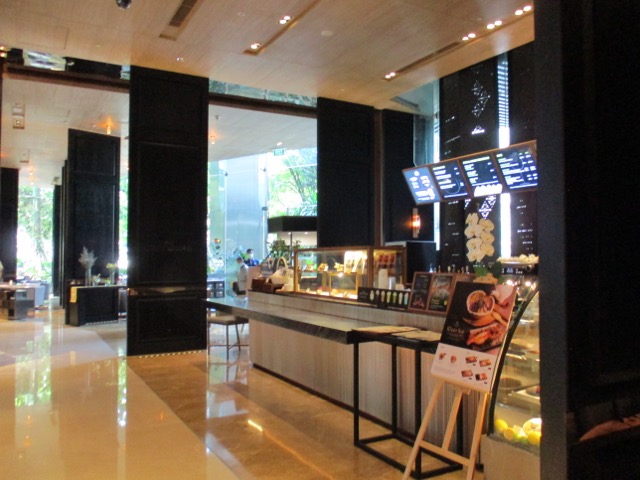 Hyatt Regency Bangkok Lobby