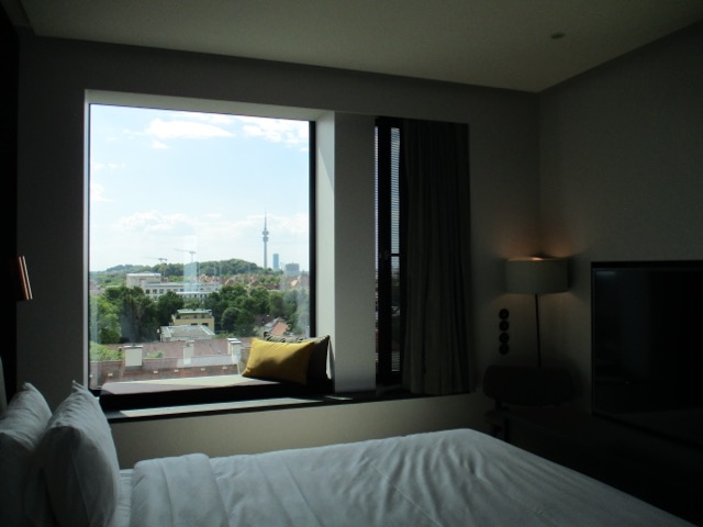 Andaz Munich bedroom window seat